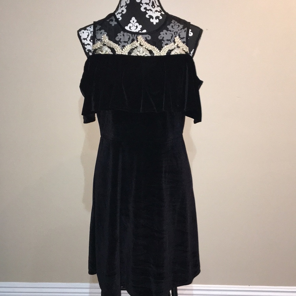 😍😍NWOT dress!!